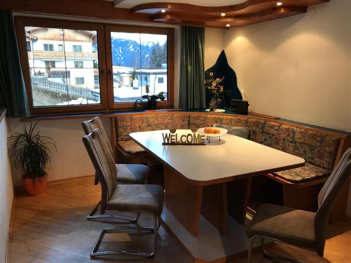 Katja'S Ferienwohnung Trins Buitenkant foto