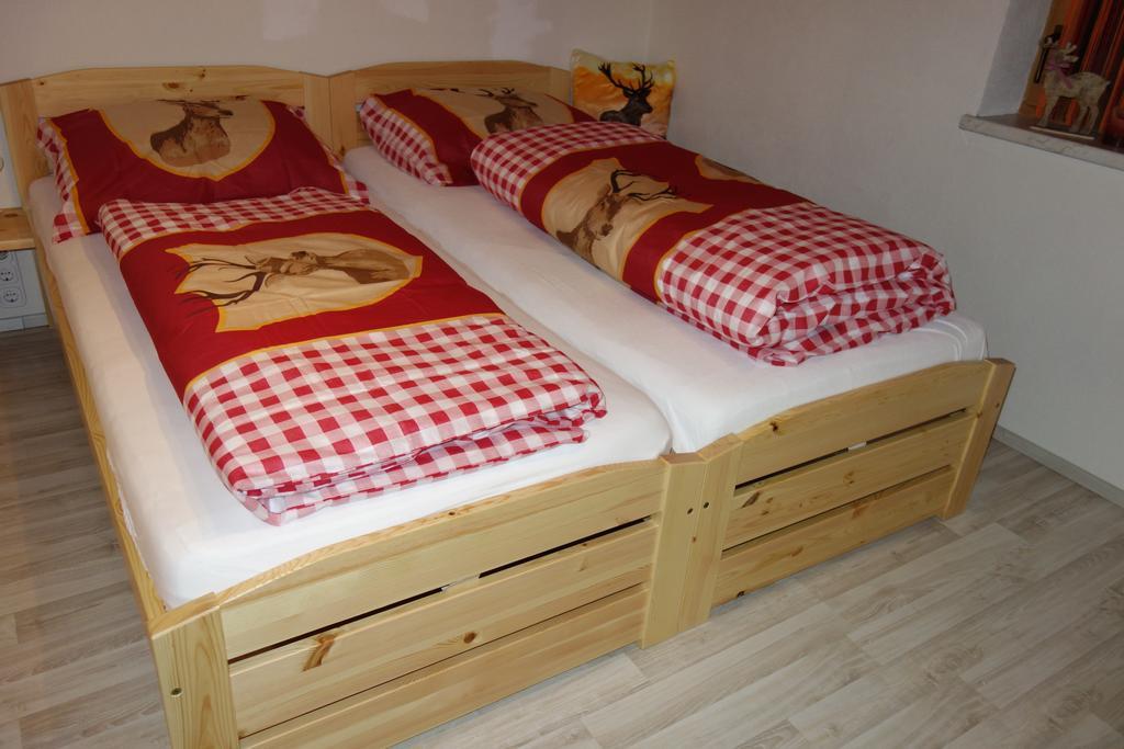Katja'S Ferienwohnung Trins Buitenkant foto